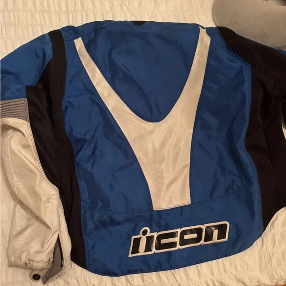 Icon Motorcycle Jacket - Picture 2 of 3